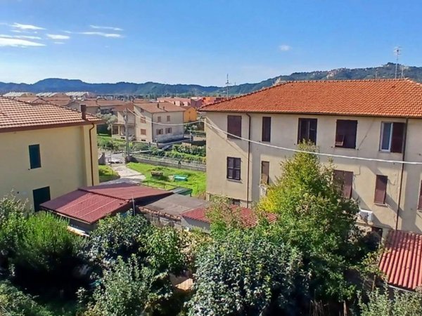 appartamento in vendita a Santo Stefano di Magra