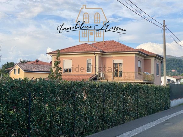 appartamento in vendita a Santo Stefano di Magra