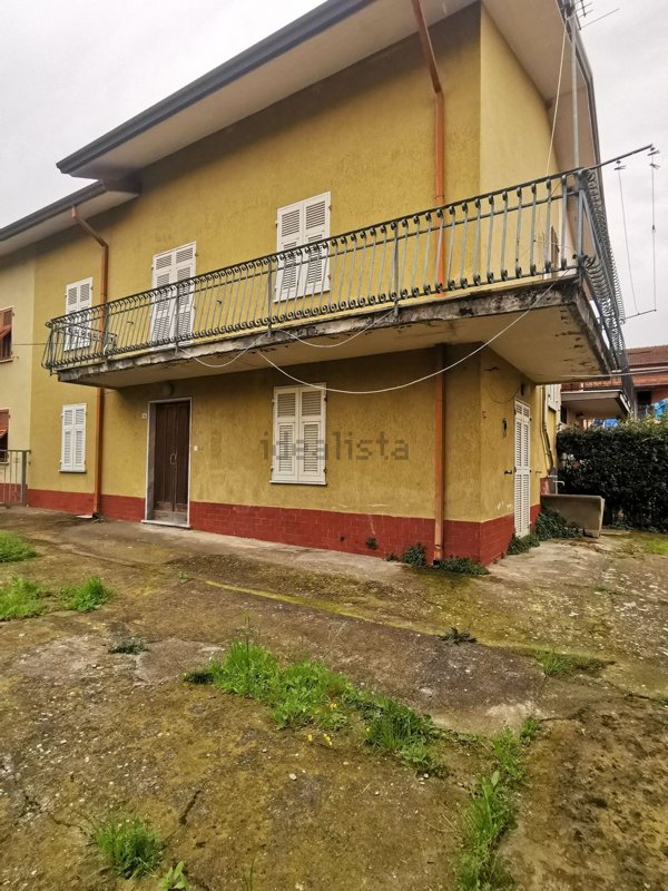 casa indipendente in vendita a Santo Stefano di Magra in zona Ponzano Magra