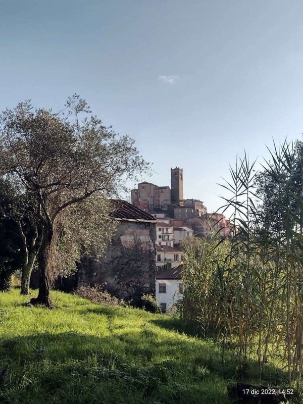 casa indipendente in vendita a Santo Stefano di Magra in zona Ponzano Superiore
