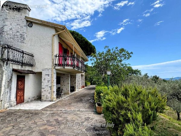 casa indipendente in vendita a Santo Stefano di Magra in zona Ponzano Superiore