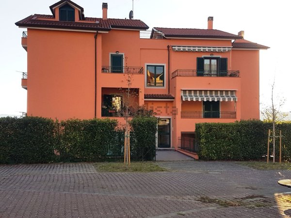 appartamento in vendita a Santo Stefano di Magra