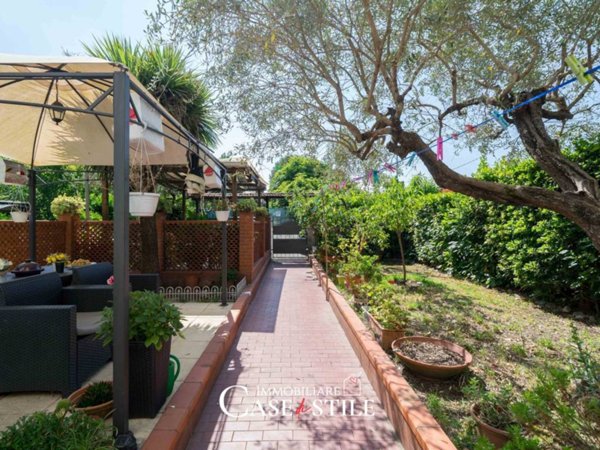 appartamento in vendita a Santo Stefano di Magra