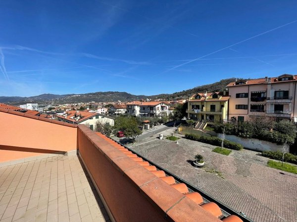 appartamento in vendita a Santo Stefano di Magra