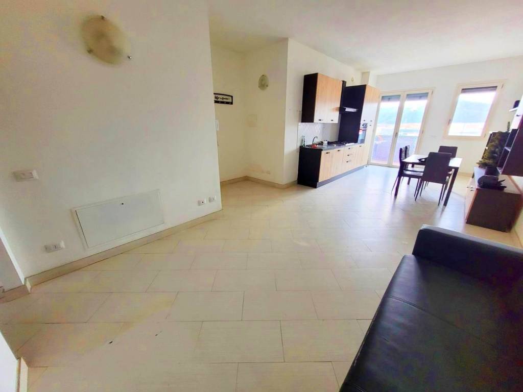 appartamento in vendita a Santo Stefano di Magra in zona Ponzano Superiore