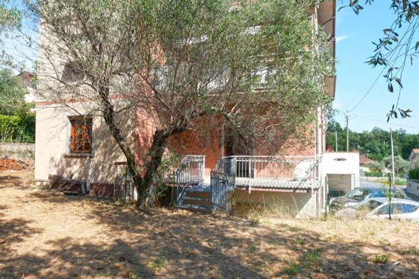 appartamento in vendita a Santo Stefano di Magra