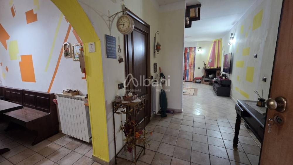 appartamento in vendita a Santo Stefano di Magra