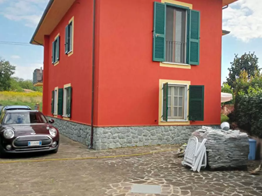 casa indipendente in vendita a Santo Stefano di Magra