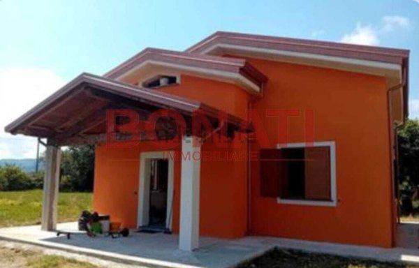 casa indipendente in vendita a Santo Stefano di Magra