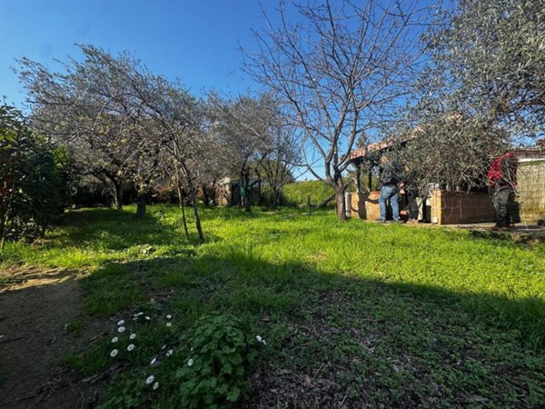 casa indipendente in vendita a Santo Stefano di Magra