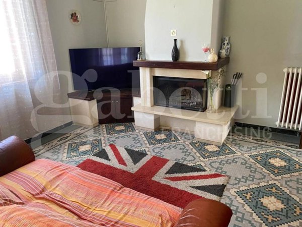 casa indipendente in vendita a Santo Stefano di Magra