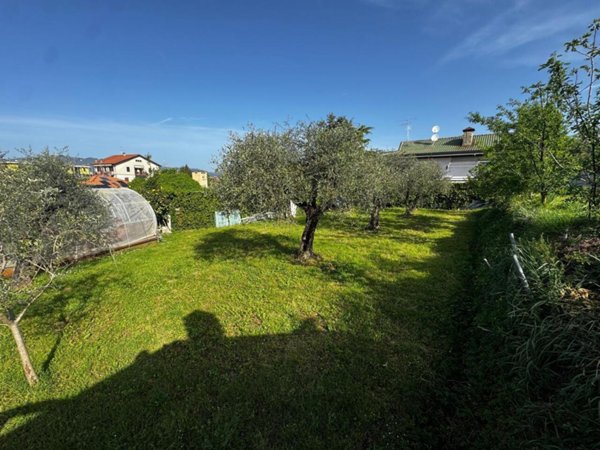 terreno edificabile in vendita a Santo Stefano di Magra