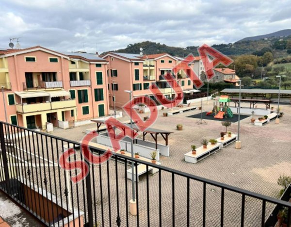 terreno edificabile in vendita a Santo Stefano di Magra