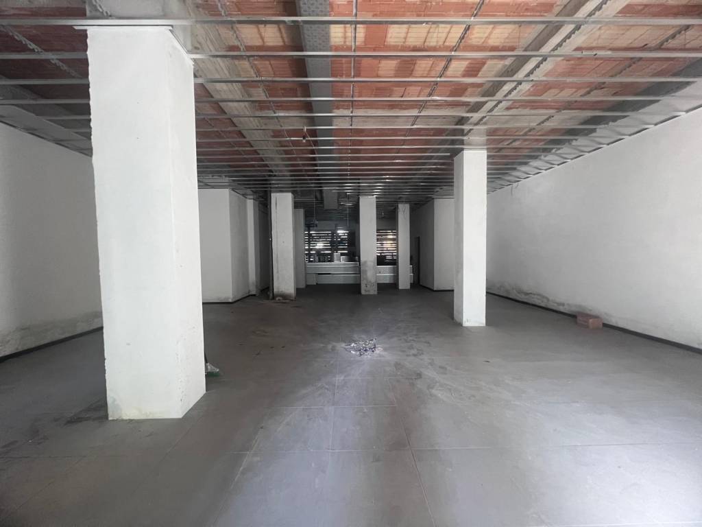 negozio in vendita a Santo Stefano di Magra