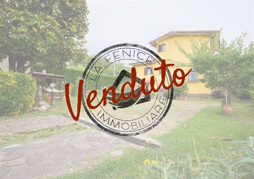 casa indipendente in vendita a Santo Stefano di Magra