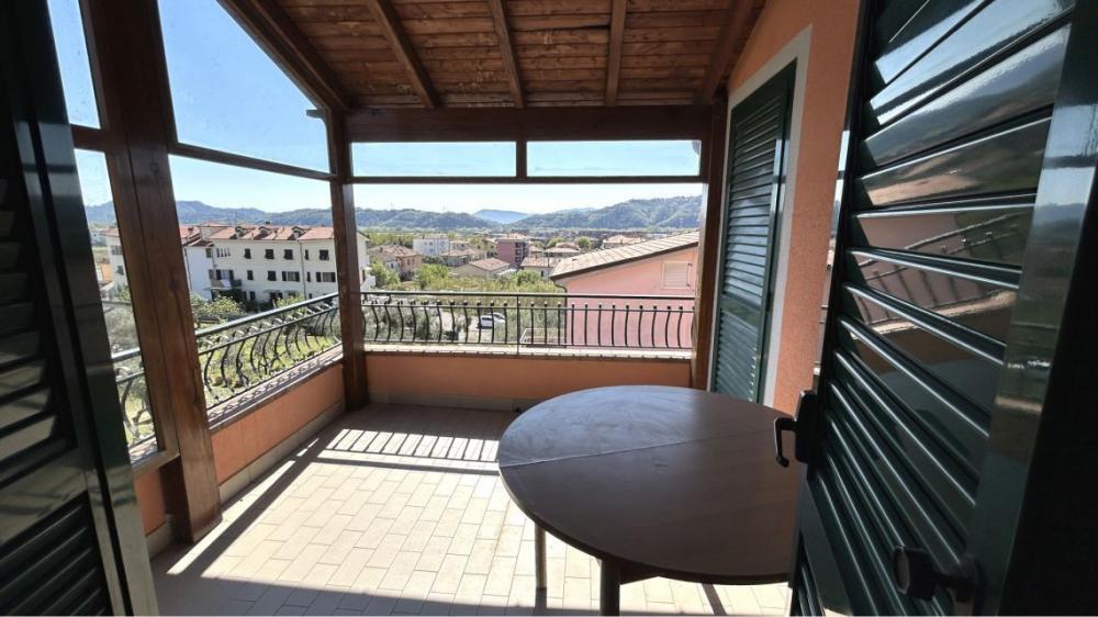 appartamento in vendita a Santo Stefano di Magra