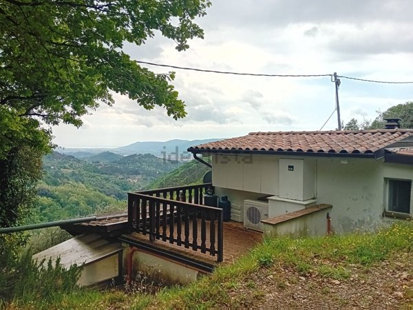 appartamento in vendita a Santo Stefano di Magra