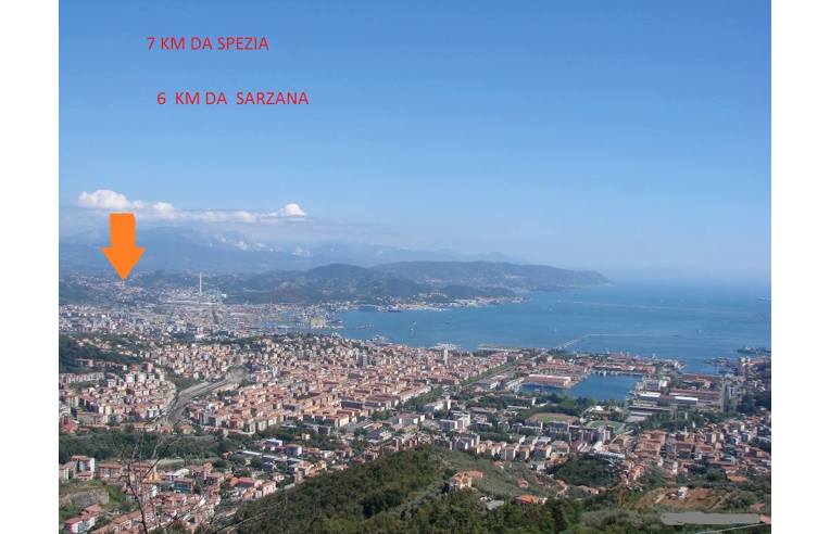 casa indipendente in vendita a Santo Stefano di Magra