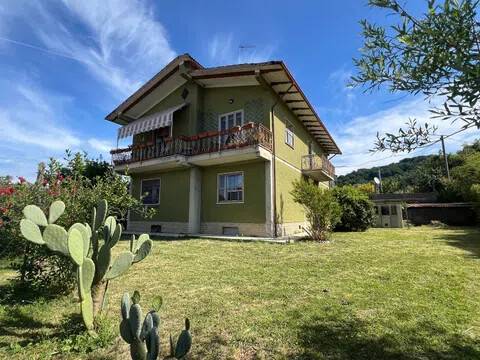 casa indipendente in vendita a Santo Stefano di Magra in zona Ponzano Magra