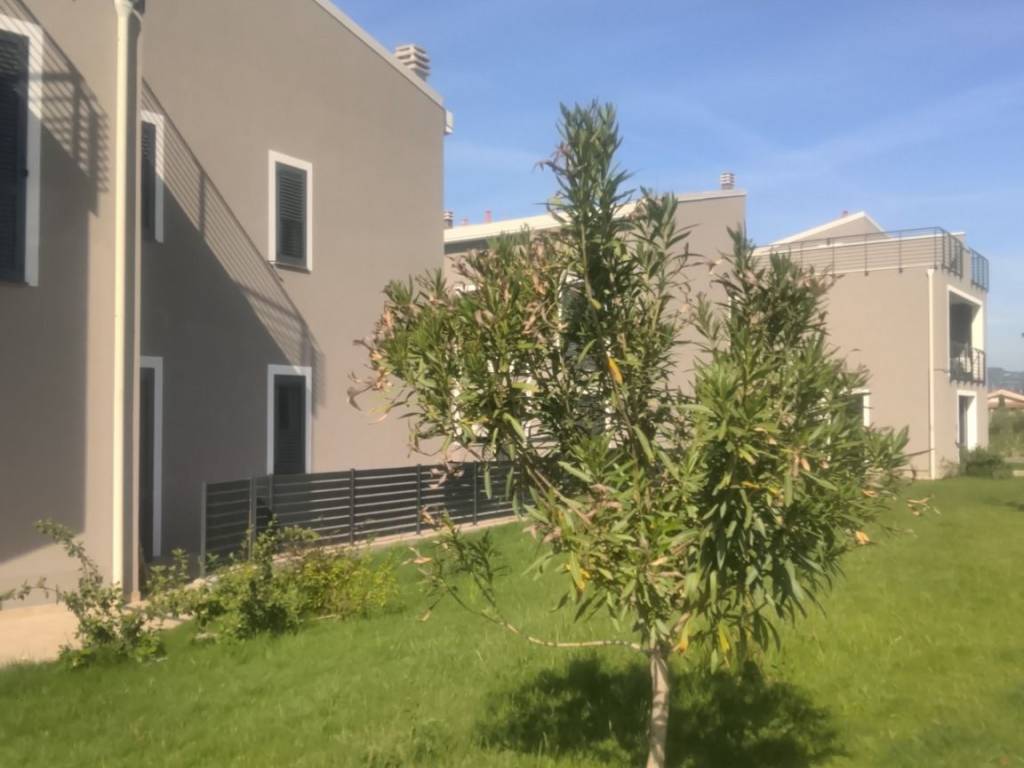 appartamento in vendita a Santo Stefano di Magra in zona Ponzano Magra
