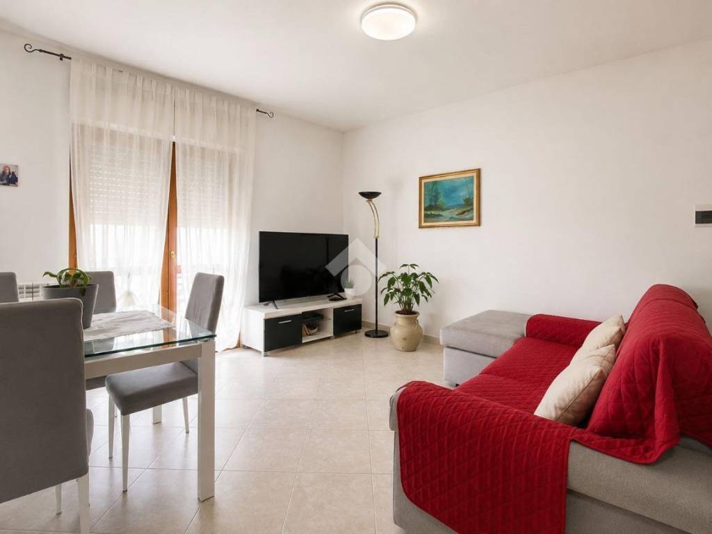 appartamento in vendita a Santo Stefano di Magra