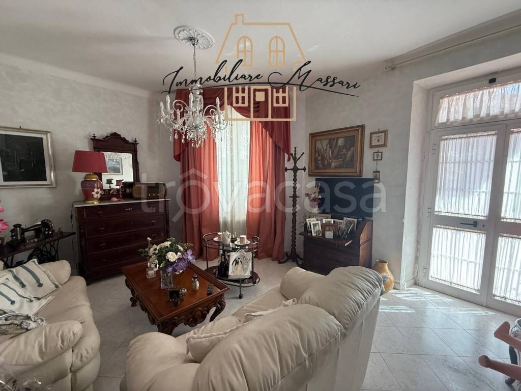 appartamento in vendita a Santo Stefano di Magra in zona Ponzano Magra
