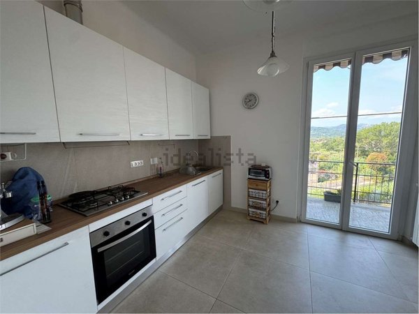 appartamento in vendita a Santo Stefano di Magra in zona Ponzano Magra