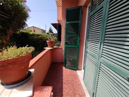 appartamento in vendita a Santo Stefano di Magra in zona Ponzano Magra