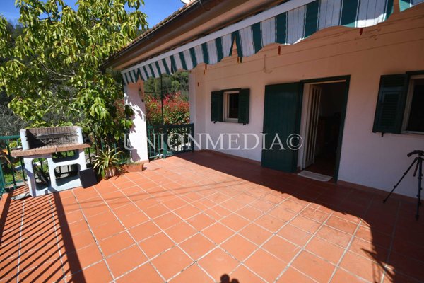 casa semindipendente in vendita a Sarzana in zona Falcinello