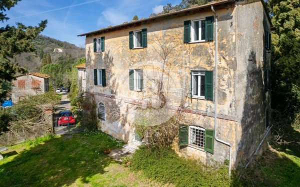 casa indipendente in vendita a Sarzana in zona Marinella di Sarzana