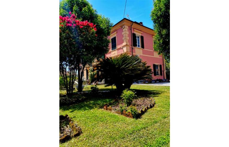 casa indipendente in vendita a Sarzana in zona Marinella di Sarzana
