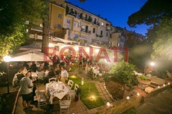 negozio in vendita a Sarzana