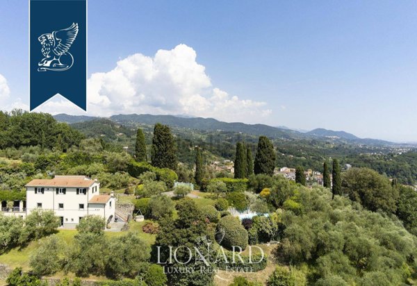 casa indipendente in vendita a Sarzana