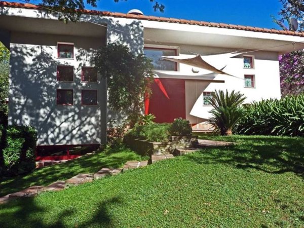casa indipendente in vendita a Sarzana