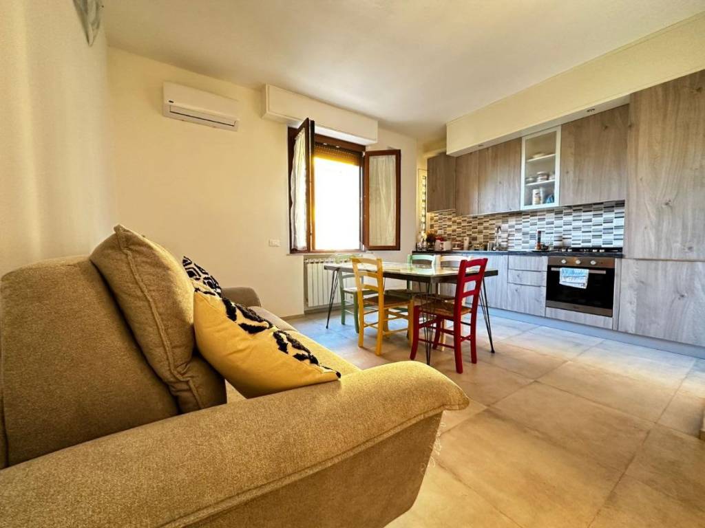 appartamento in vendita a Sarzana