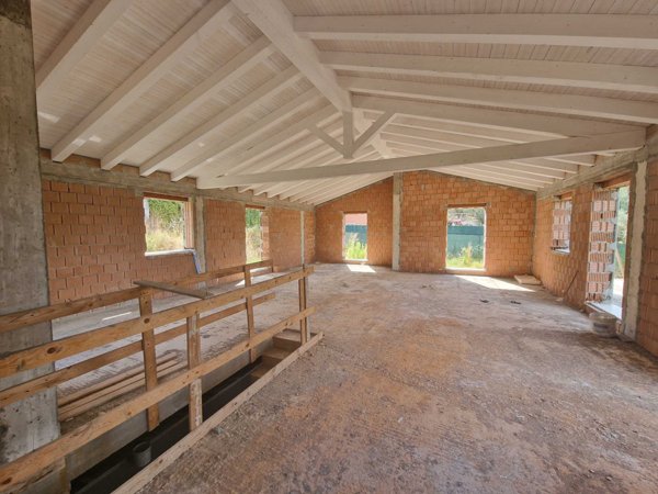 casa indipendente in vendita a Sarzana in zona Falcinello