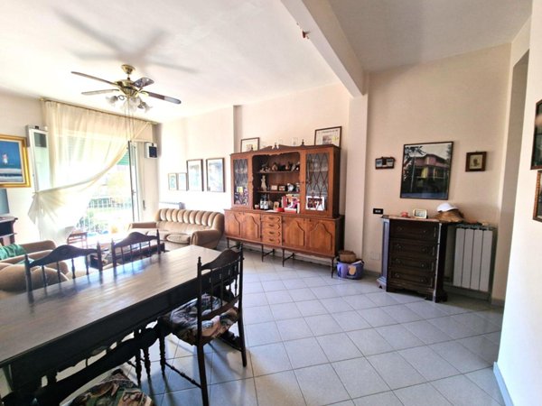 appartamento in vendita a Sarzana in zona Marinella di Sarzana