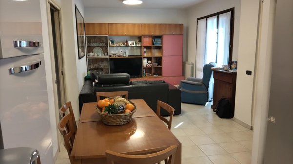 casa indipendente in vendita a Sarzana