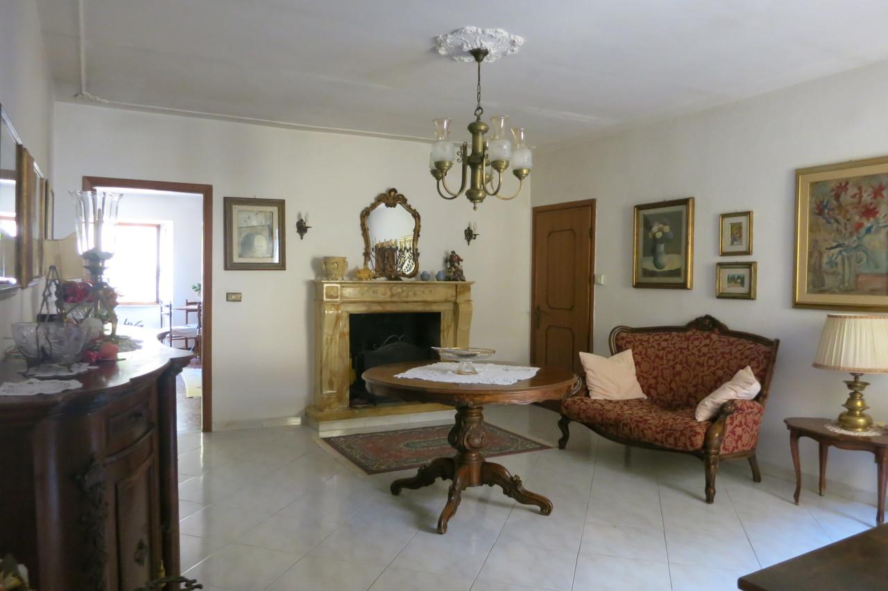 appartamento in vendita a Sarzana