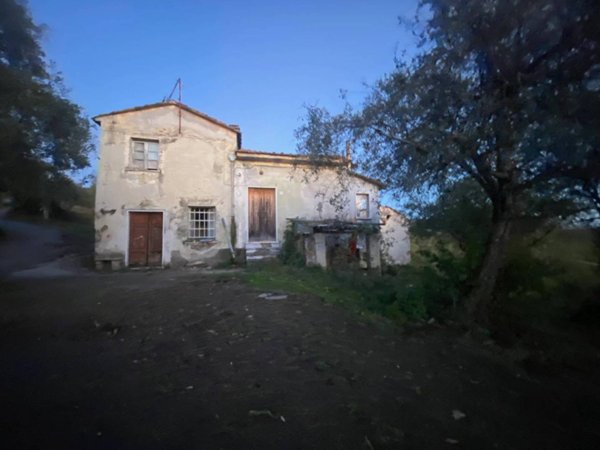 appartamento in vendita a Sarzana