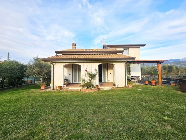 casa indipendente in vendita a Sarzana in zona San Lazzaro