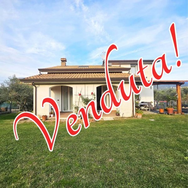 casa indipendente in vendita a Sarzana in zona San Lazzaro
