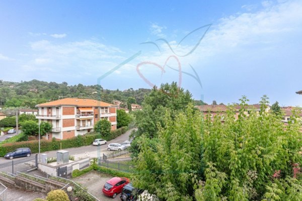 appartamento in vendita a Sarzana