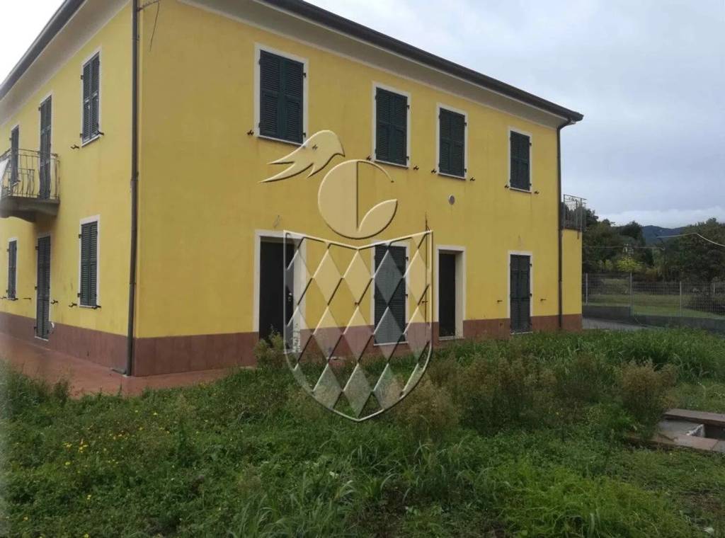 appartamento in vendita a Sarzana