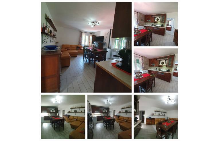 casa indipendente in vendita a Sarzana
