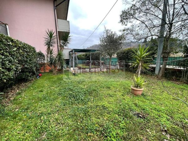 appartamento in vendita a Sarzana