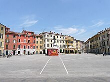 locale di sgombero in vendita a Sarzana