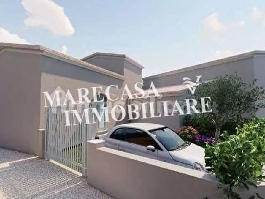 casa indipendente in vendita a Sarzana