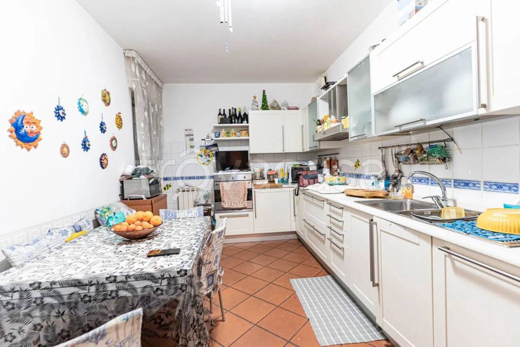appartamento in vendita a Sarzana