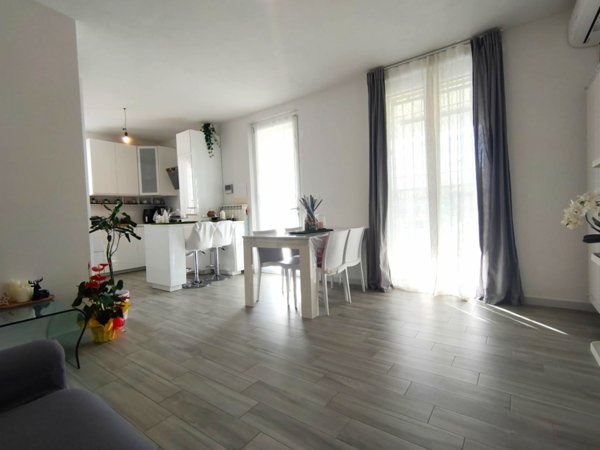appartamento in vendita a Sarzana